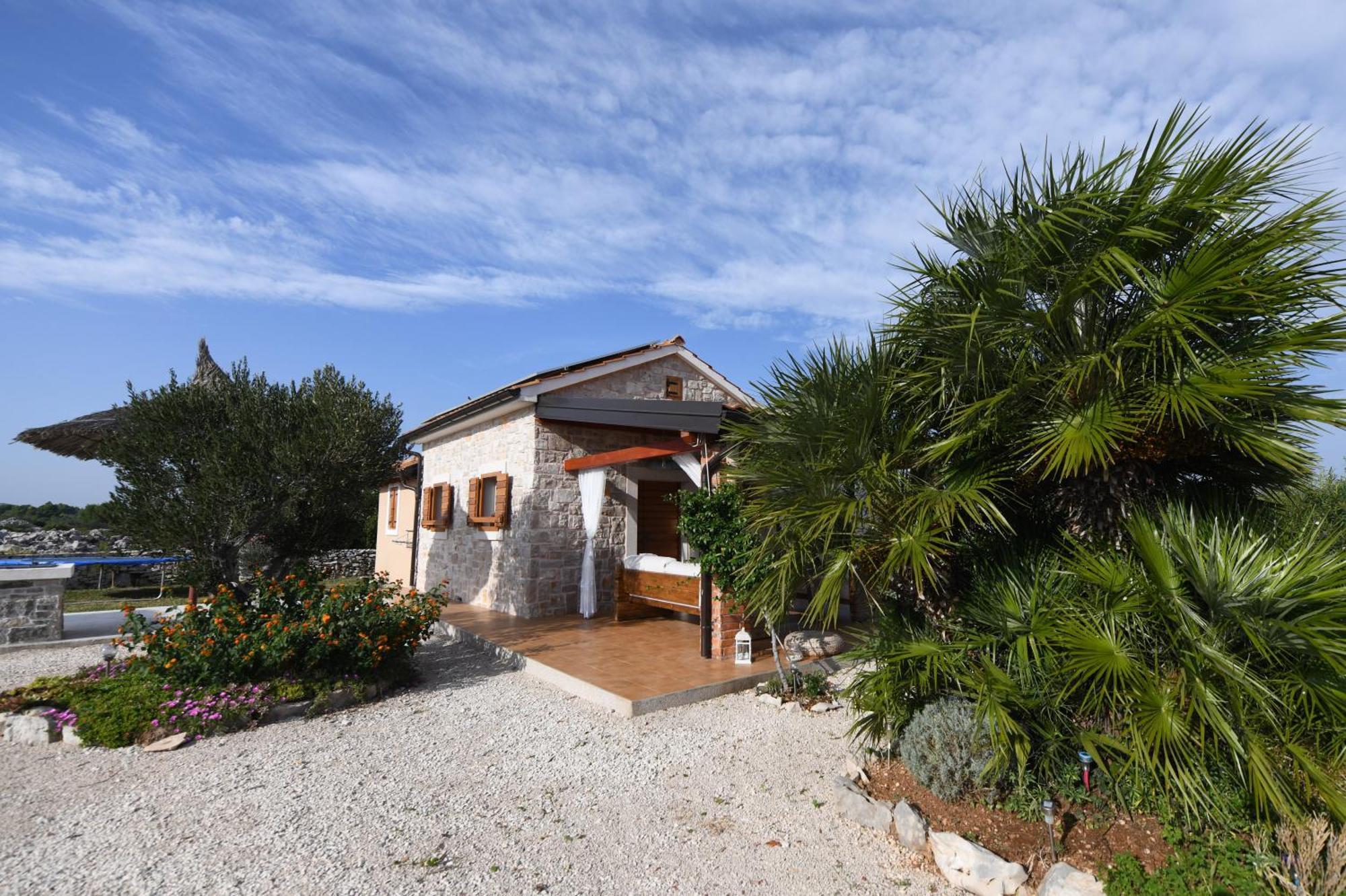 Beach House Marina Grande Betina  Bagian luar foto