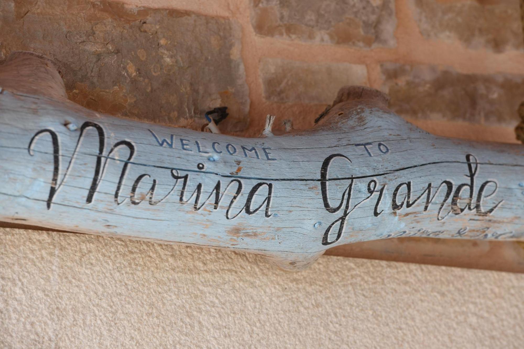 Beach House Marina Grande Betina  Bagian luar foto
